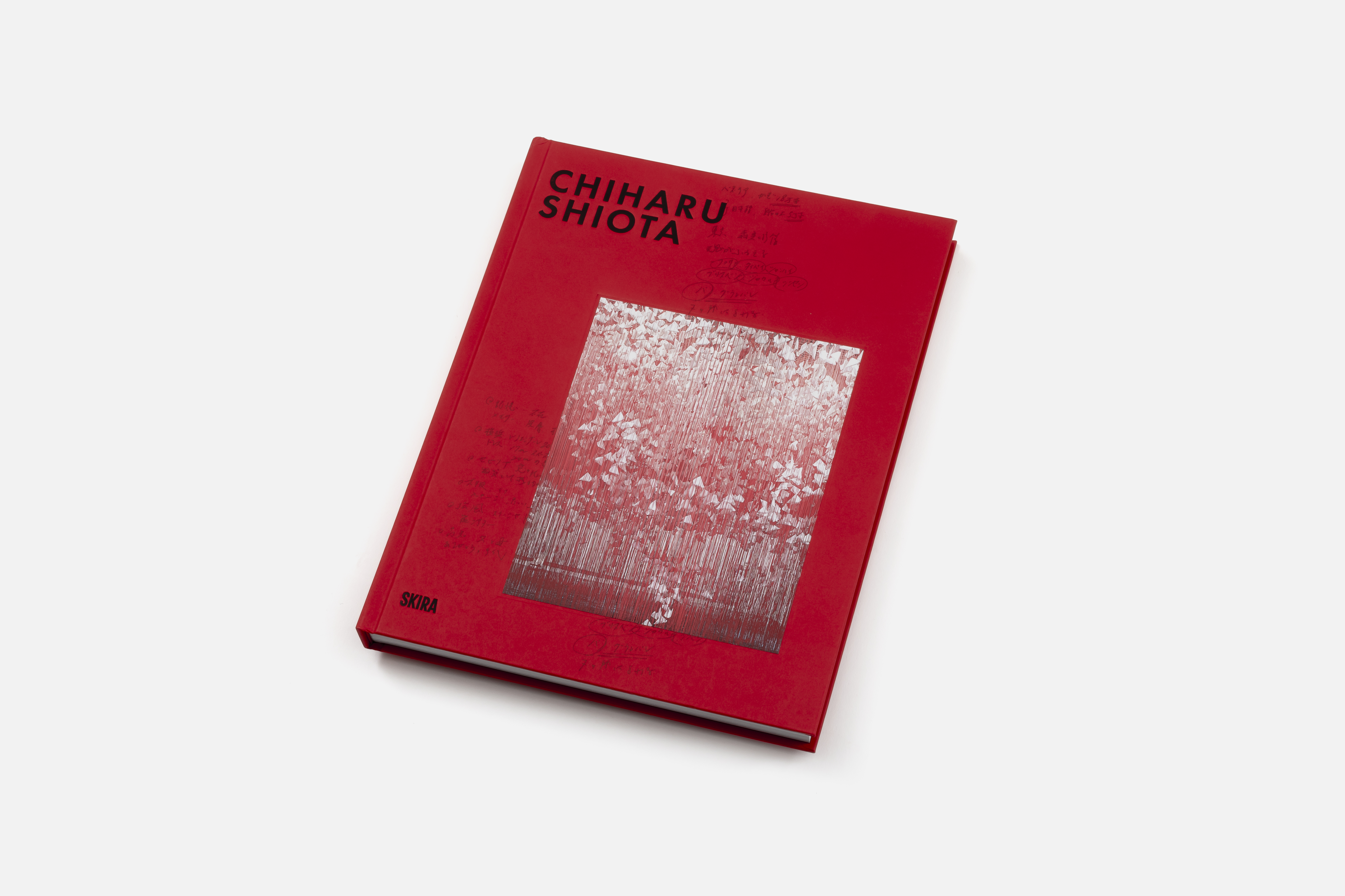 Chiharu Shiota - Éditions Skira | TEMPLON