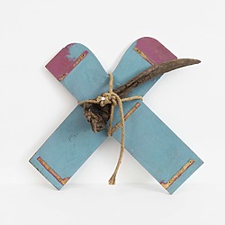 CLAUDE VIALLAT 003ob2026, 2026 Planches, corde, bois flotté | Planks, rope, driftwood 51 × 65 cm — 20 × 25 1/2 in.