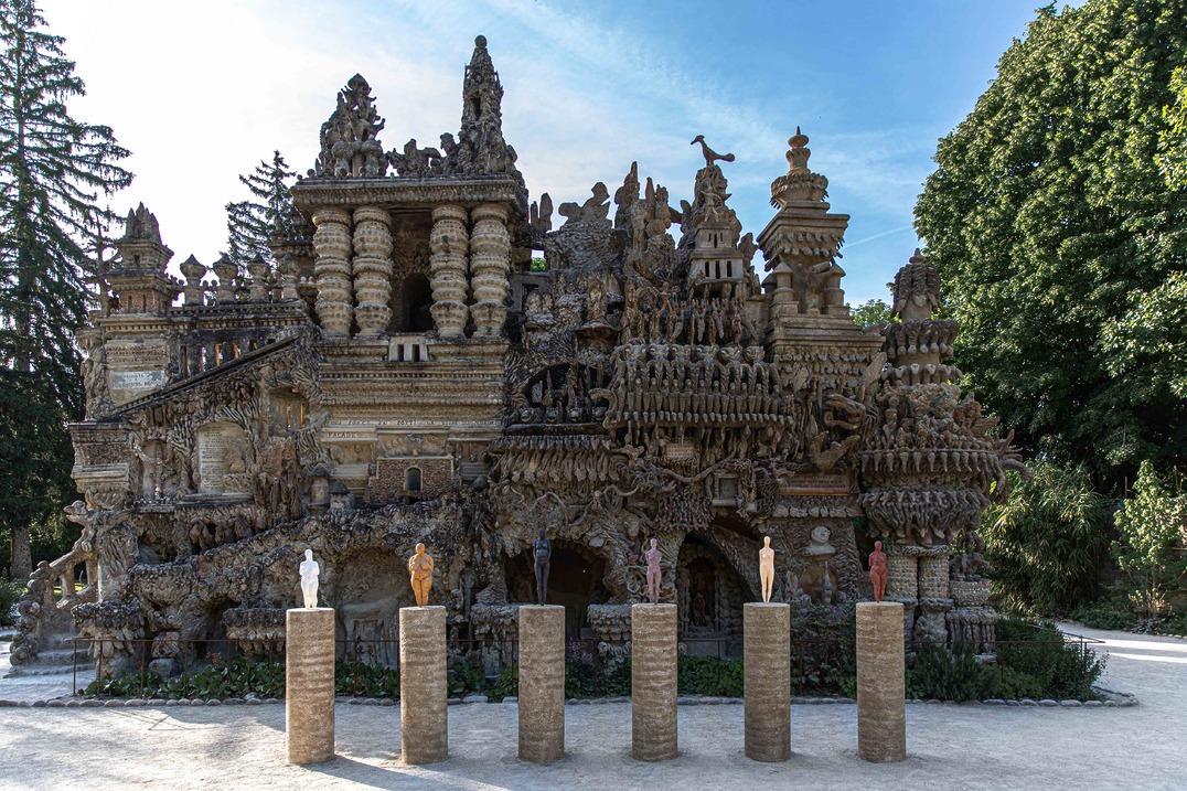 Défense de rien toucher – Palais idéal du Facteur Cheval